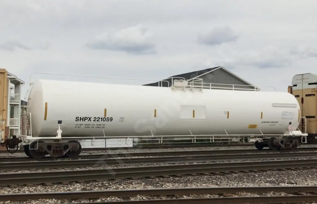 SHPX221059 - NORTH-AMERICA