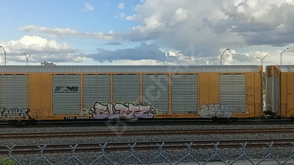TTGX698008 - NORTH-AMERICA