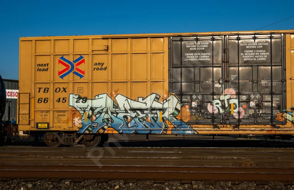TBOX664529 - NORTH-AMERICA