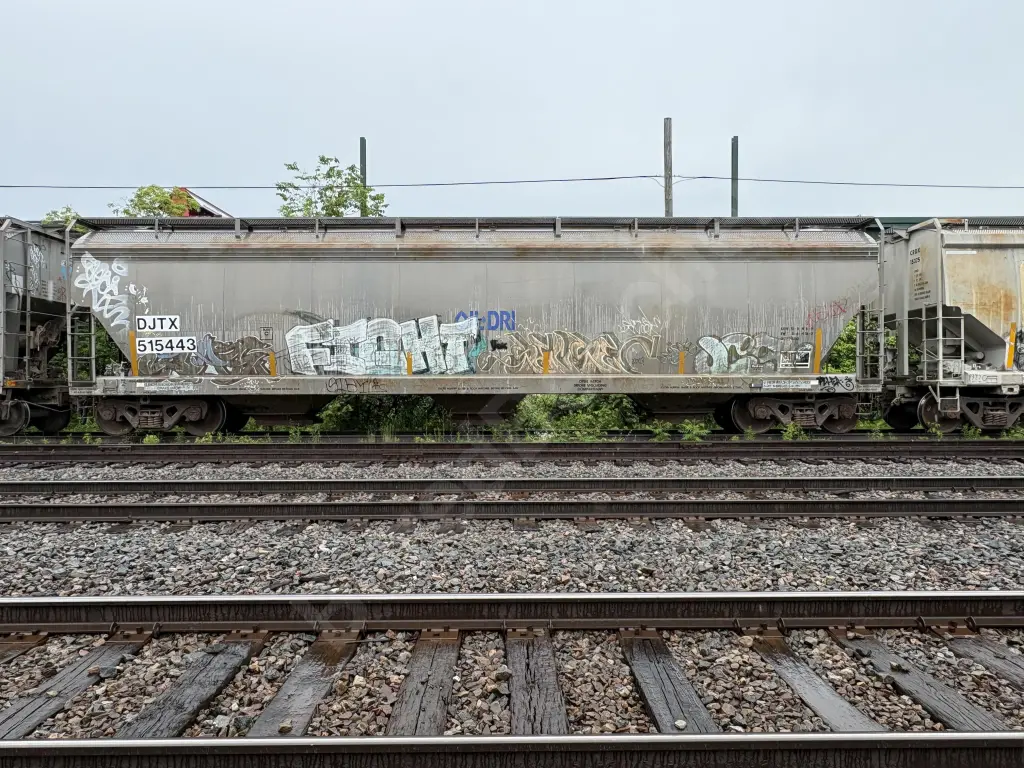 DJTX515443 - CANADA