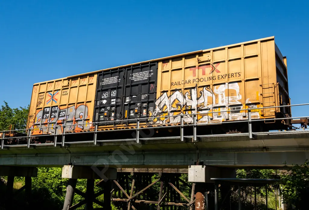 TBOX672910 - NORTH-AMERICA