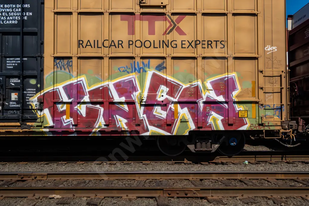 TBOX672590 - NORTH-AMERICA