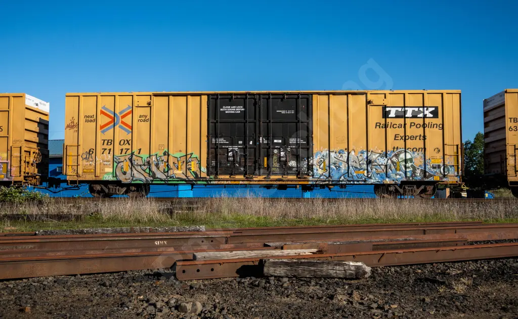 TBOX671171 - NORTH-AMERICA