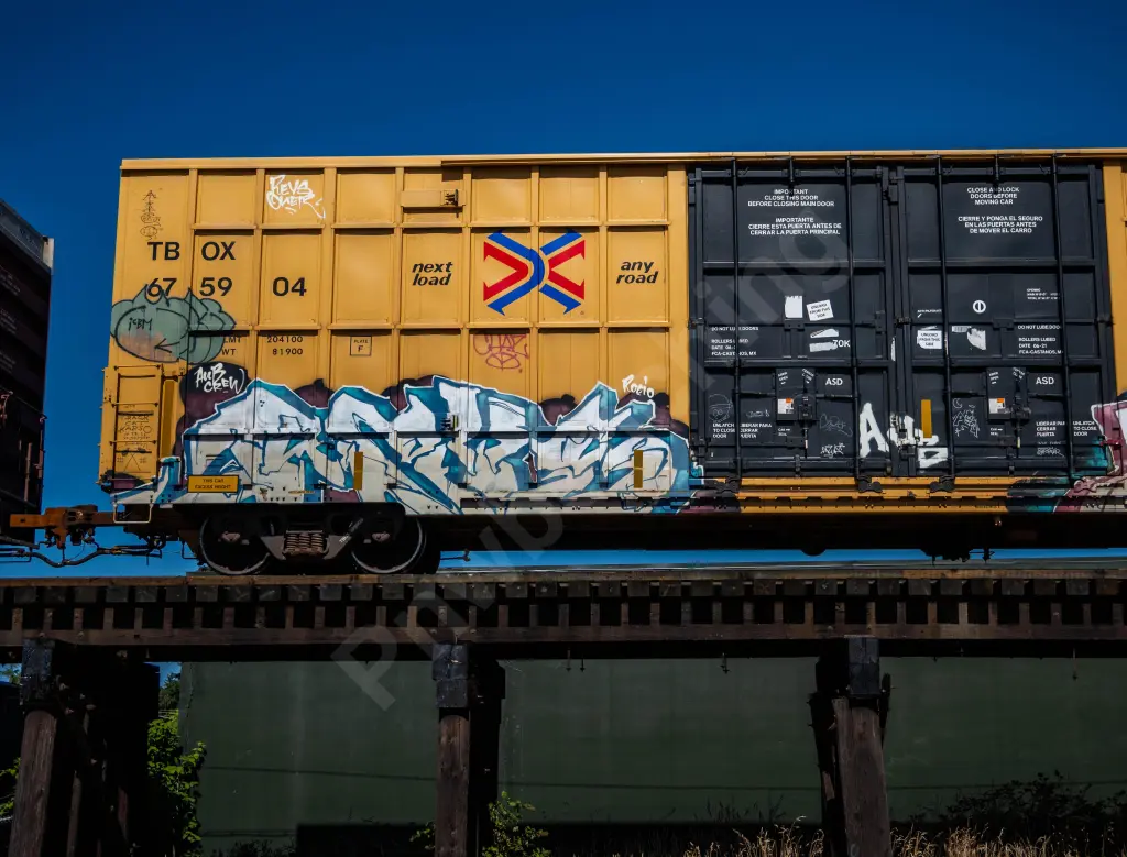 TBOX675904 - NORTH-AMERICA