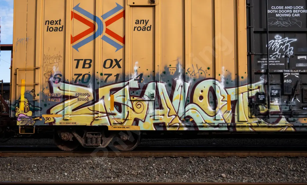 TBOX670714 - NORTH-AMERICA