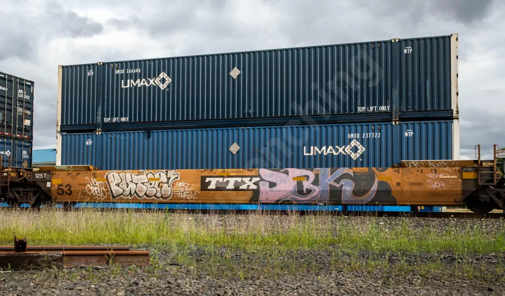 DTTX727998 - NORTH-AMERICA