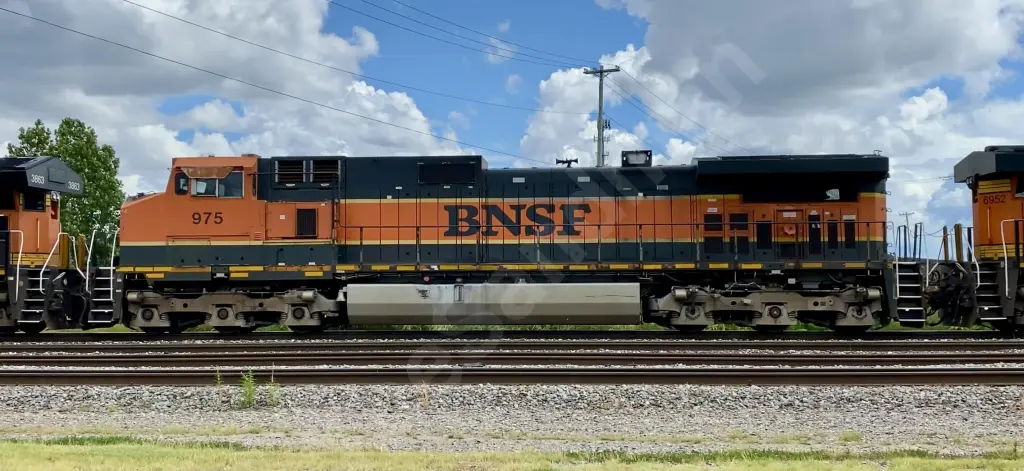 BNSF975 - NORTH-AMERICA