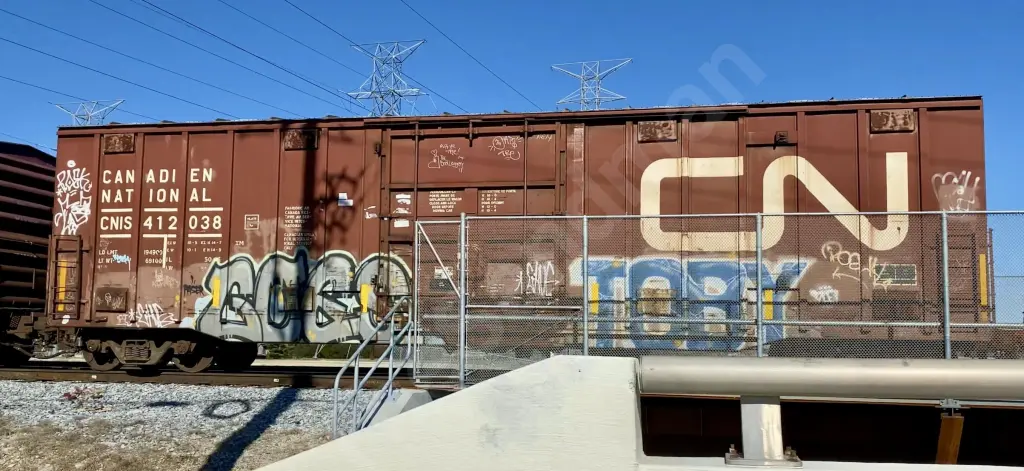 CNIS412038 - NORTH-AMERICA