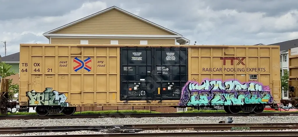 TBOX644421 - NORTH-AMERICA