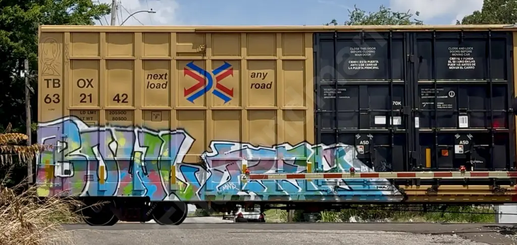 TBOX632142 - NORTH-AMERICA