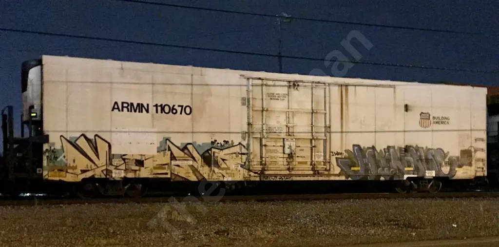 ARMN110670 - NORTH-AMERICA