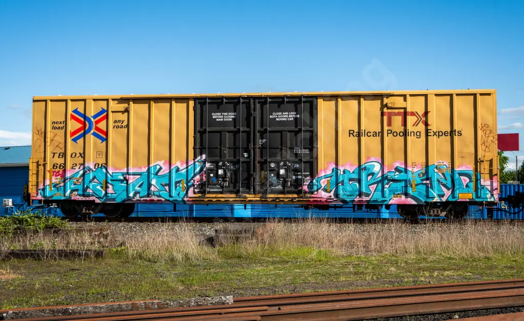 TBOX662706 - NORTH-AMERICA