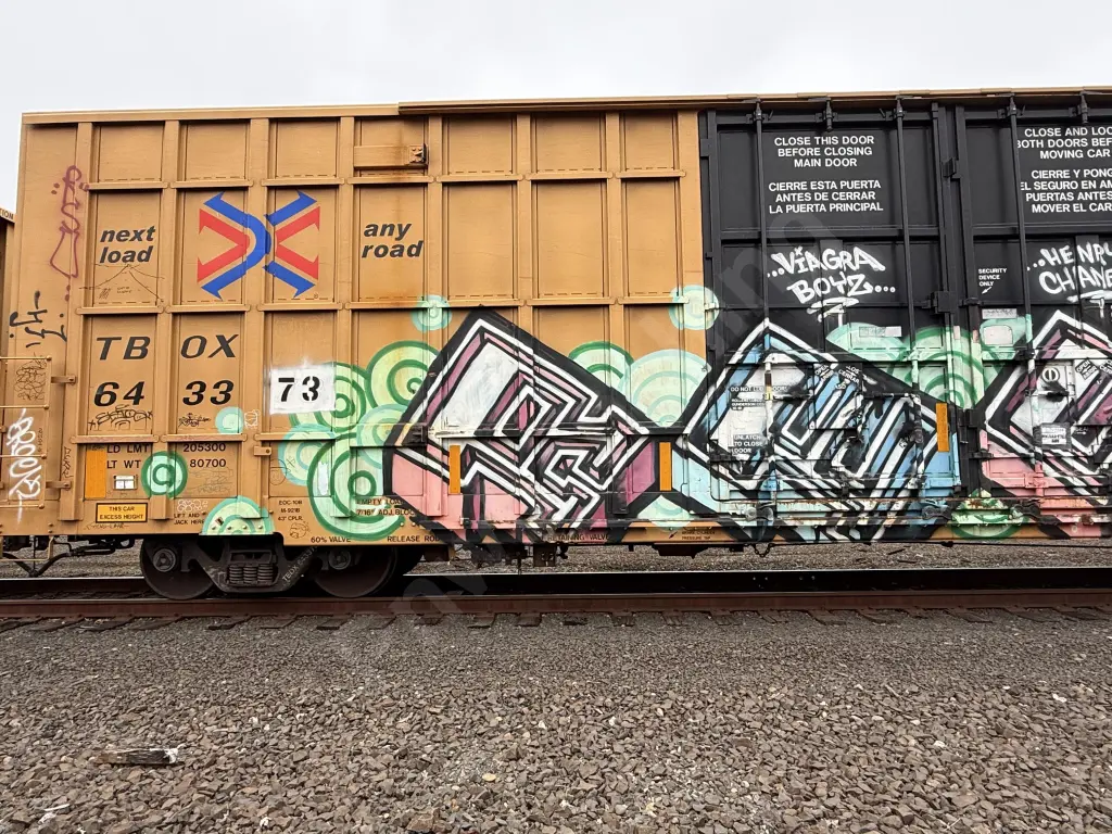 TBOX643373 - NORTH-AMERICA