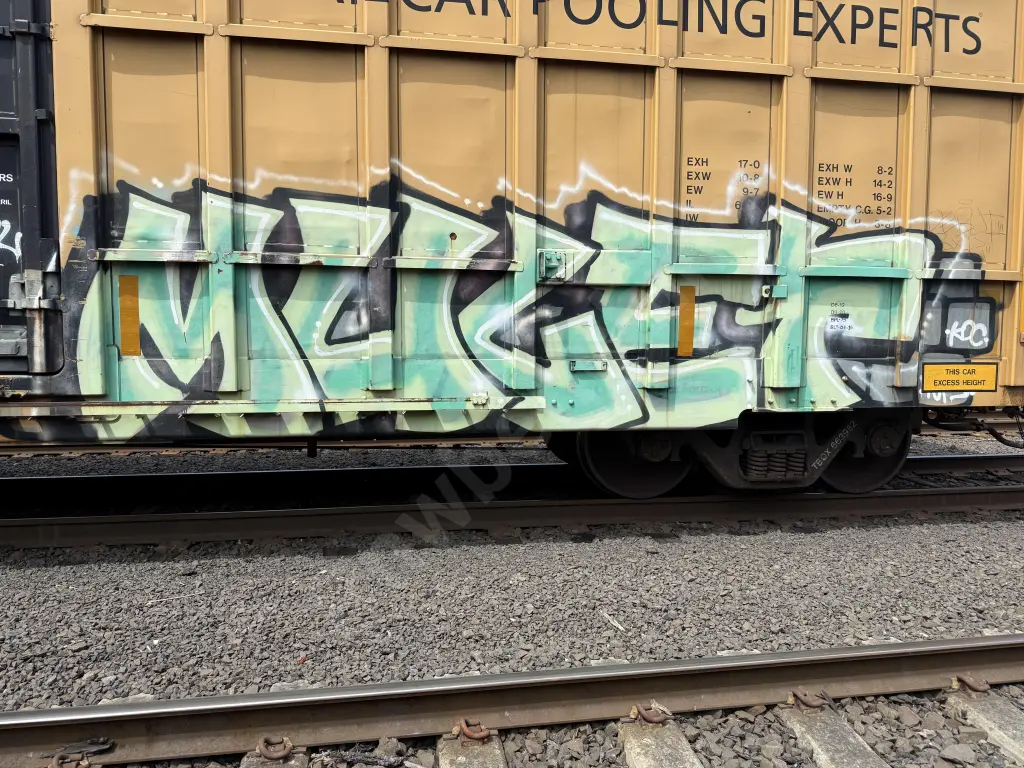 TBOX663962 - NORTH-AMERICA