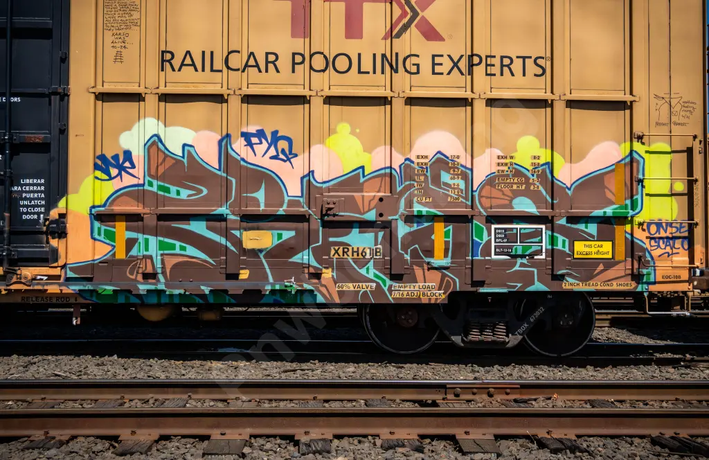 TBOX673032 - NORTH-AMERICA
