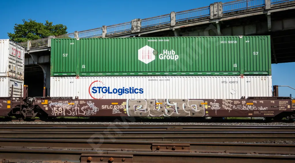 SFLC6398 - NORTH-AMERICA