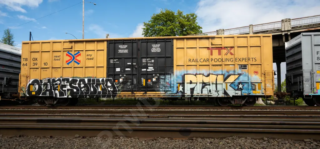 TBOX643910 - NORTH-AMERICA