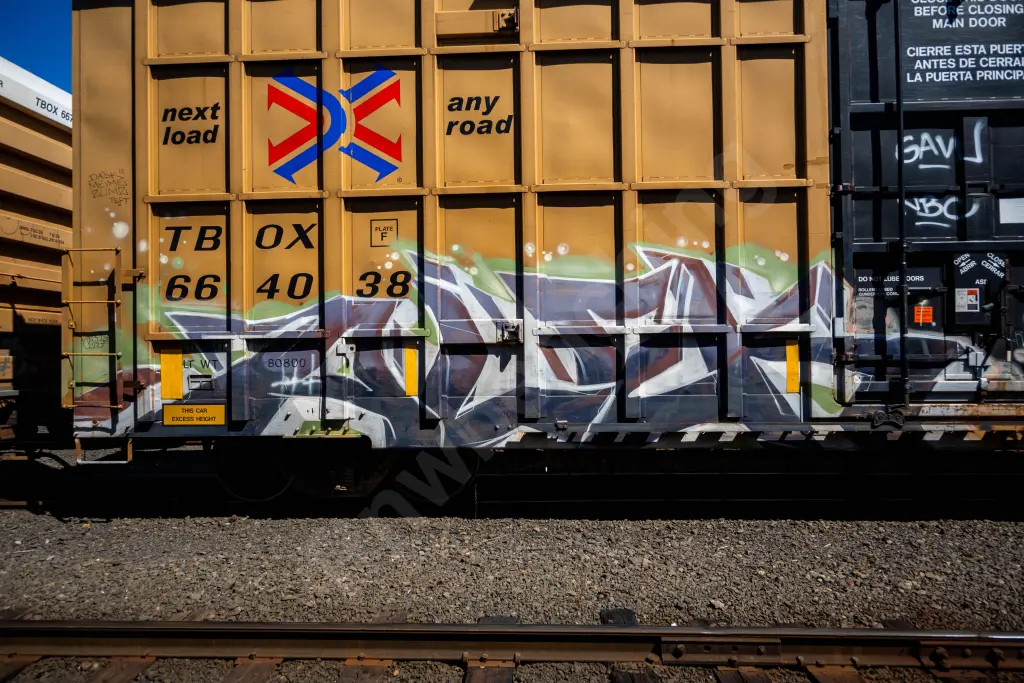 TBOX664038 - NORTH-AMERICA