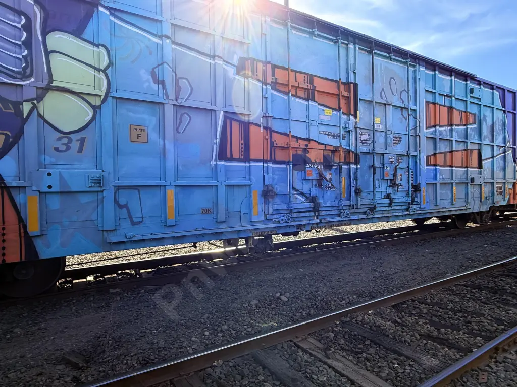 TBOX673031 - NORTH-AMERICA