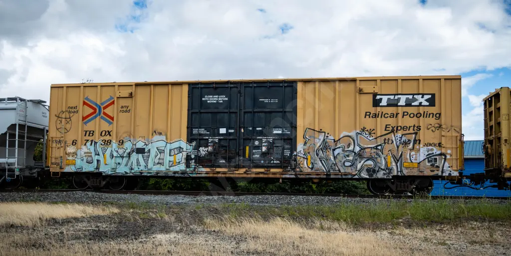 TBOX671389 - NORTH-AMERICA