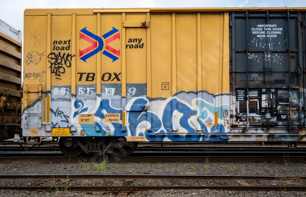 TBOX665119 - NORTH-AMERICA