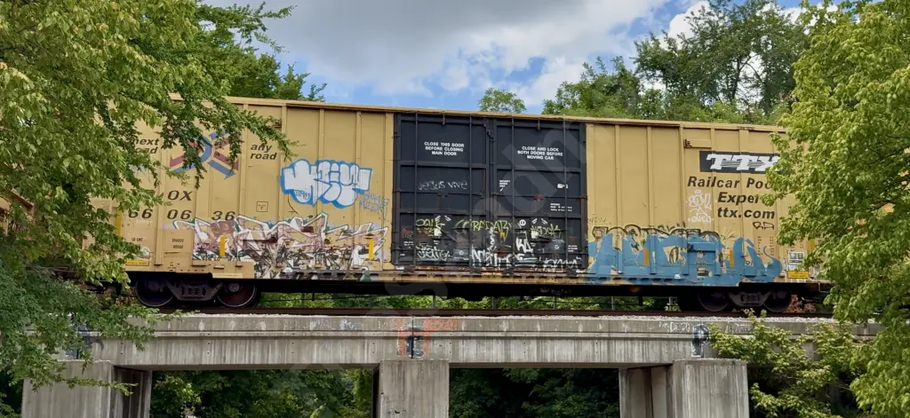 TBOX660636 - NORTH-AMERICA