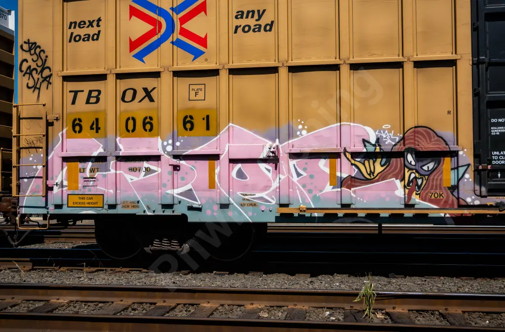 TBOX640661 - NORTH-AMERICA