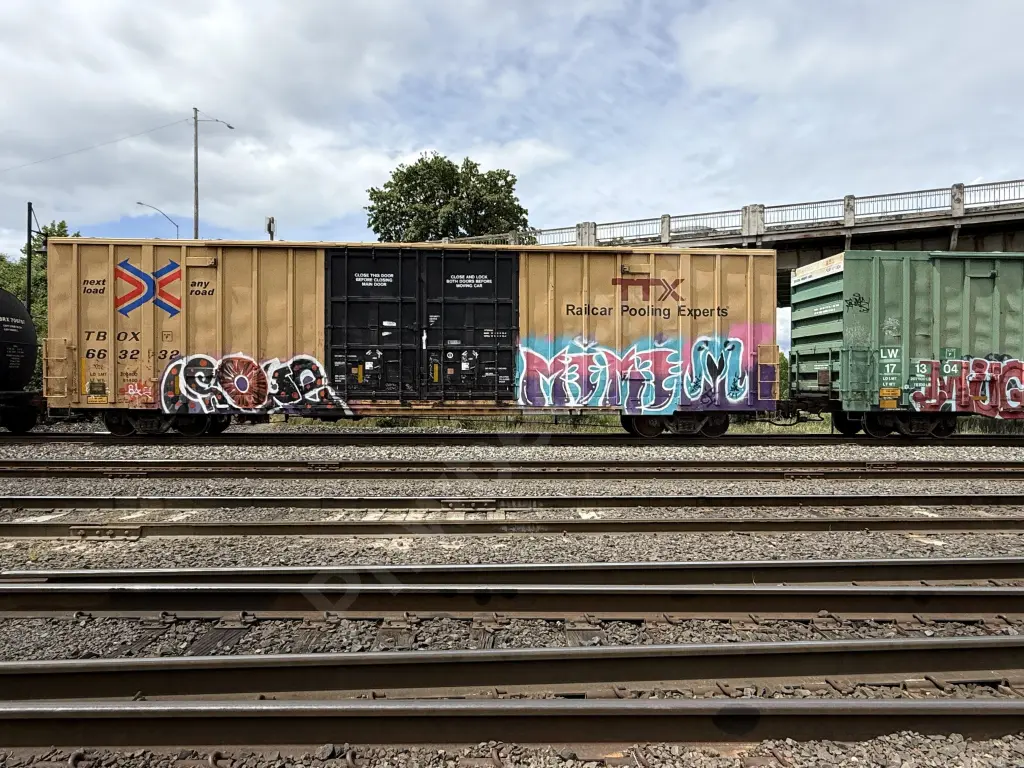 TBOX663232 - NORTH-AMERICA