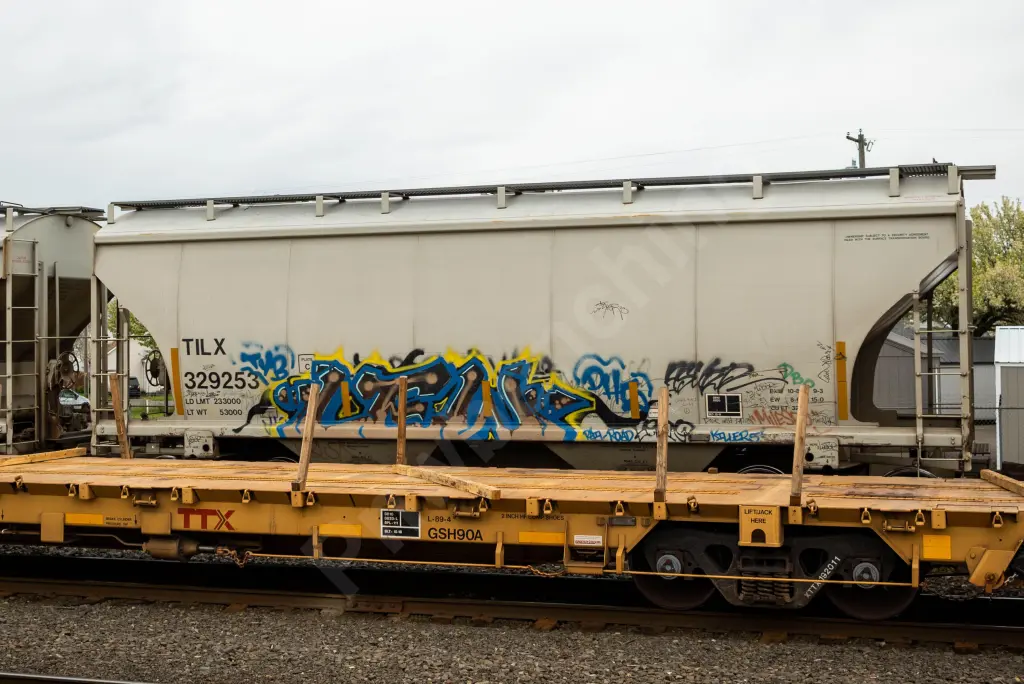 TILX329253 - NORTH-AMERICA
