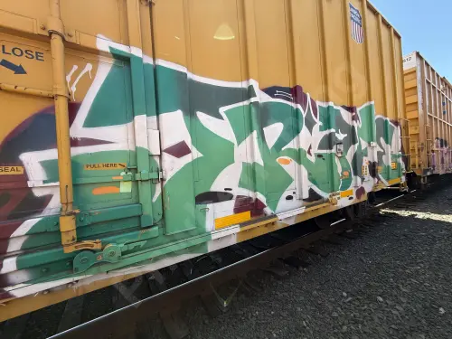 UP701427