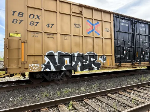 TBOX676747