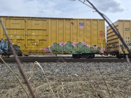 UP700361