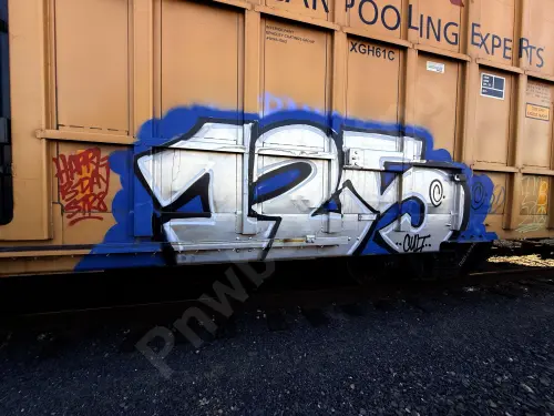 TBOX632835