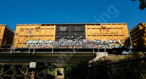TBOX672104