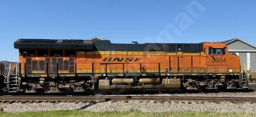 BNSF3954