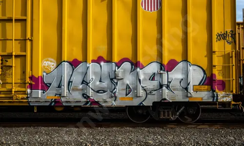 UP701240