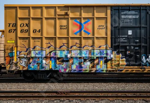 TBOX676904