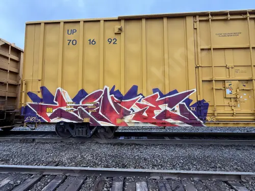 UP701692