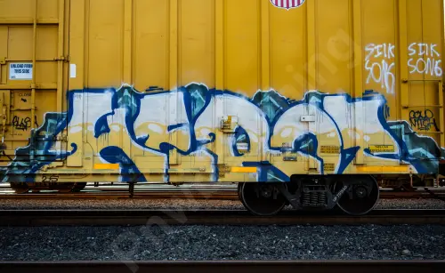 UP701560