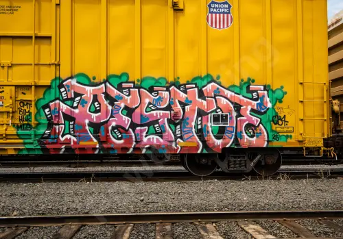 UP701083