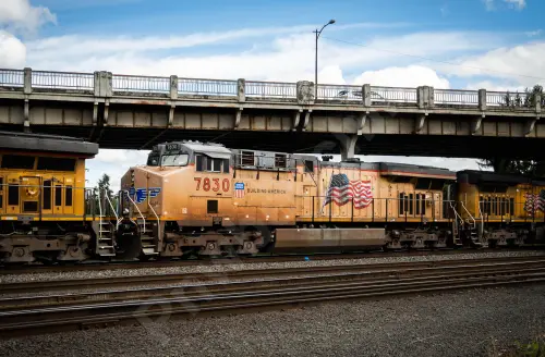 UP7830