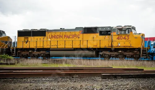 UP4043