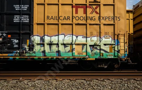 FBOX506451