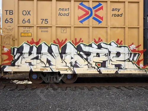 TBOX636475