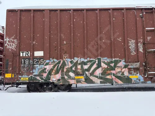TR18235