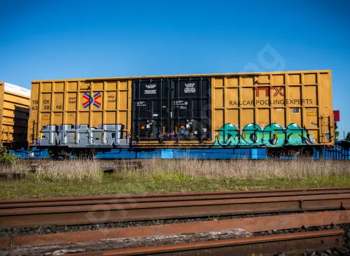 TBOX633898