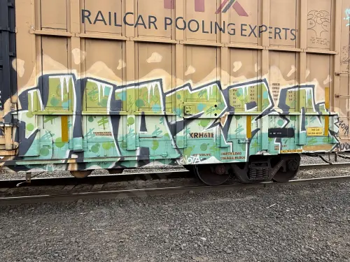 TBOX672829