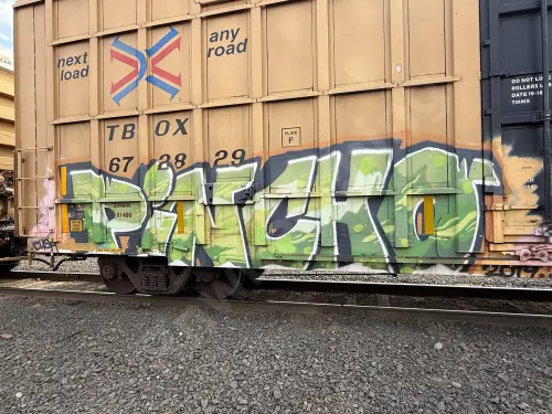TBOX672829